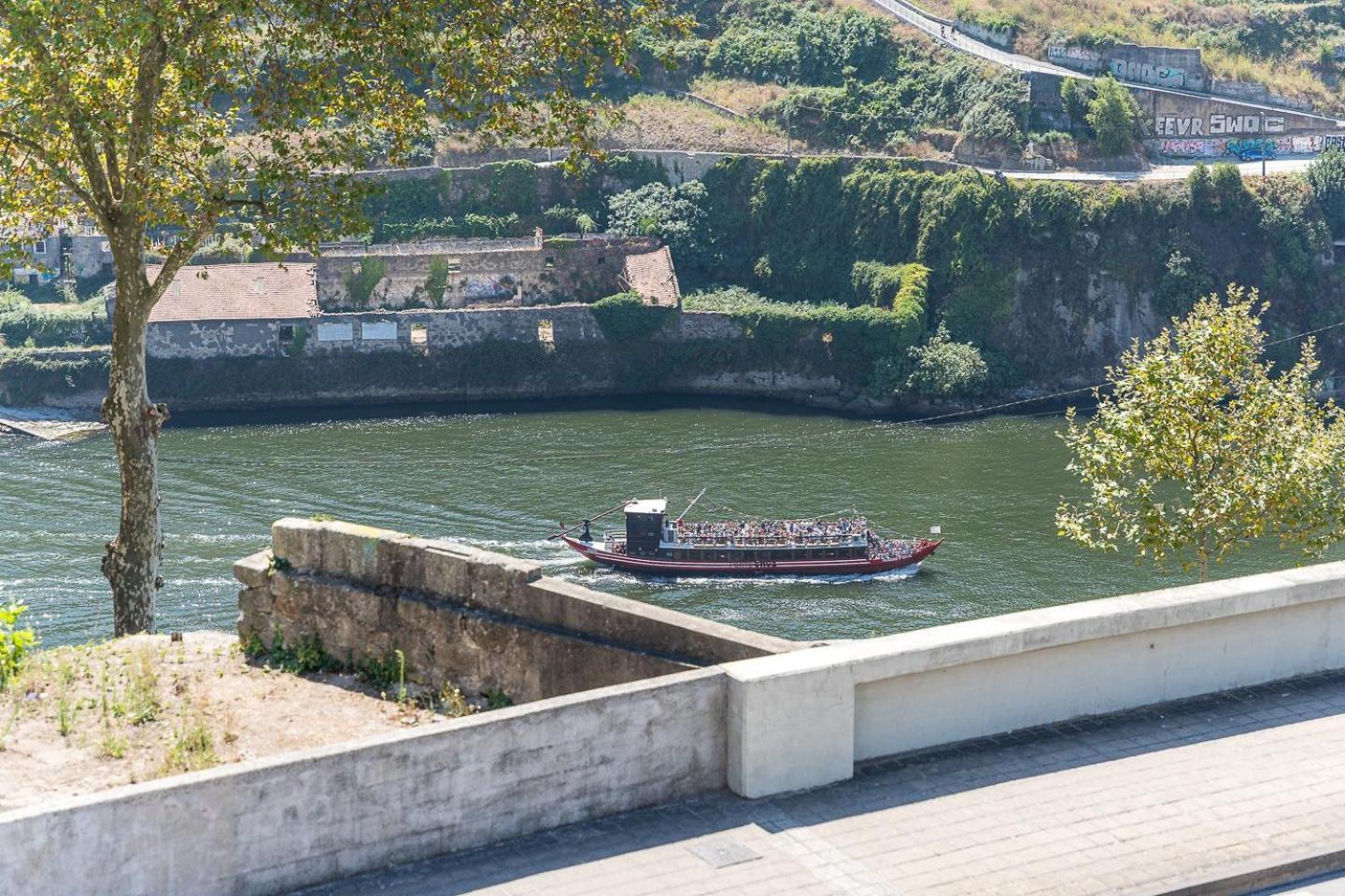 Guestready - Fantastic Apt Overlooking Douro River OOporto Exterior foto